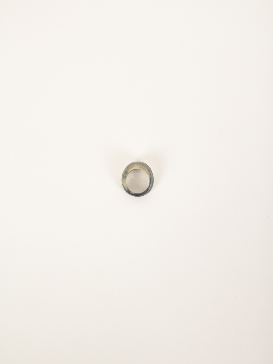 Bague mix corne blonde et noire 2