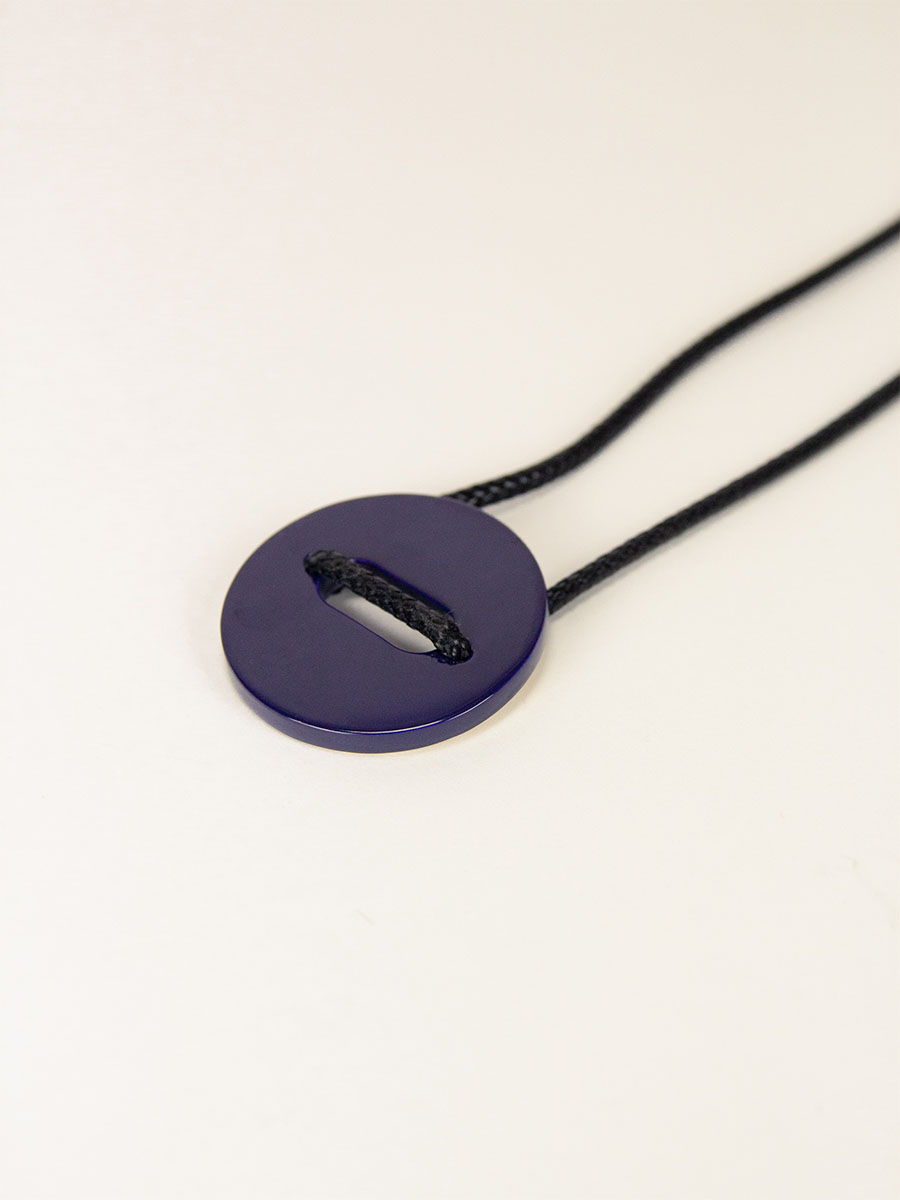 Double pique à  cheveux grand corail laqué or