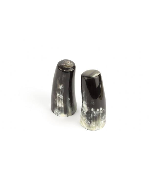 Large salt and pepper shaker in marbled blond and black horn