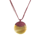 Médaillon disque en corne blonde gainage coton fil bordeaux