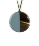 Pendentif disque laqué gris-bleu
