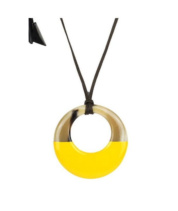 Pendentif petit anneau irrégulier laqué jaune