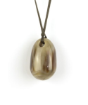 Pendentif poire en corne blonde