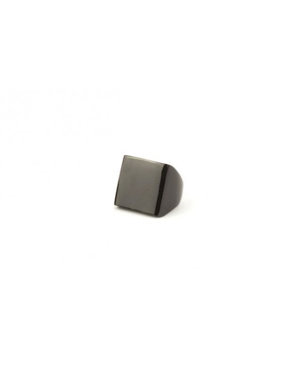 Square ring in plain black horn