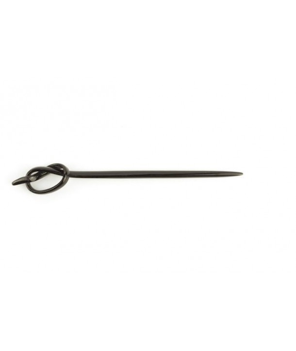 Knot-shaped hairpin in plain black horn