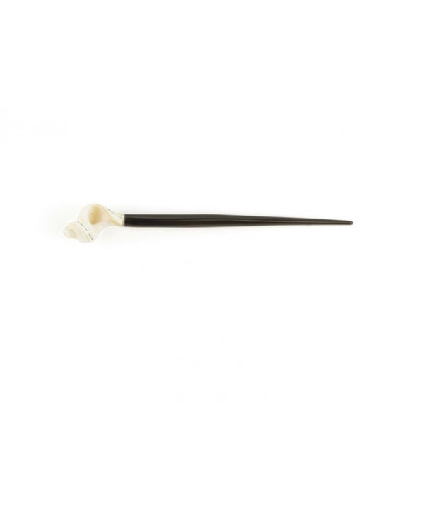 Snail-shaped hairpin in black horn and mother of pearl