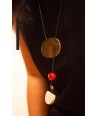 Mobile pendant in horn, brass and red lacquer