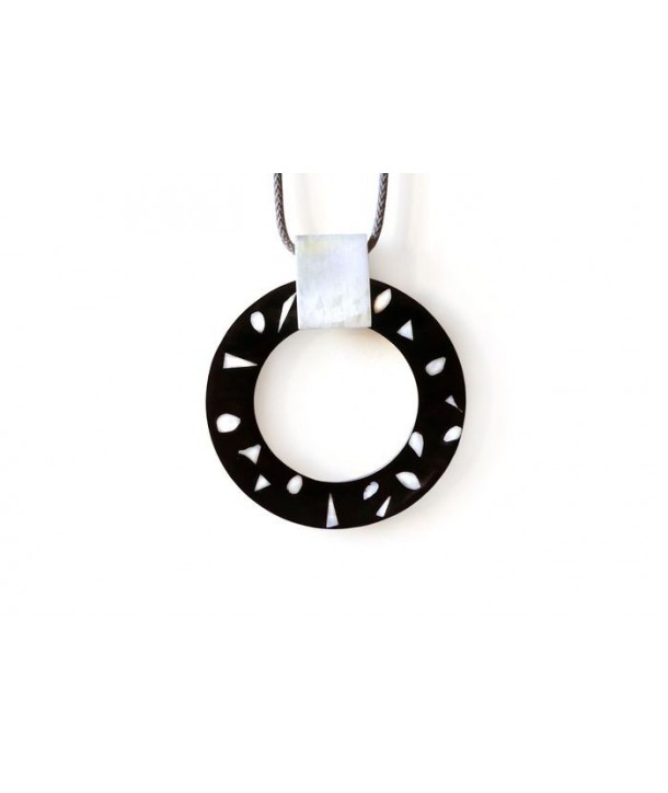 Ring pendant in white horn Terrazo style