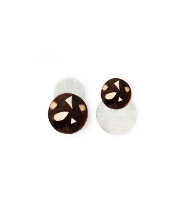 Full double disc clip earrings in white horn Terrazo style