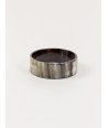 Flat bracelet in marbled black horn