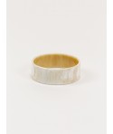 Flat bracelet in blond horn