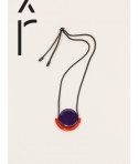 Pendentif "Astre" en corne blonde avec laque orange et violet