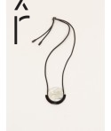 Pendentif Astre en corne blonde et noire