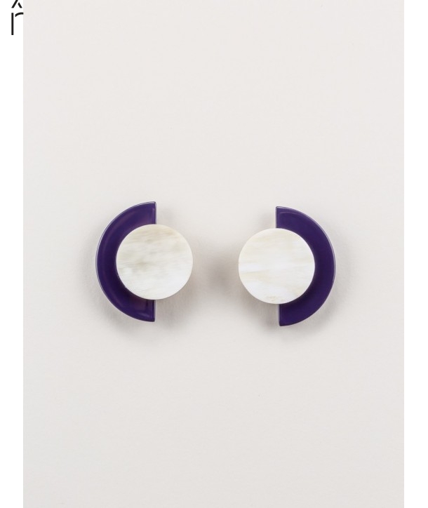 Terrasse" earrings in blond horn and purple lacquer"