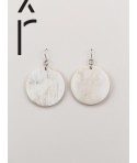 Full disc earrings in blond horn