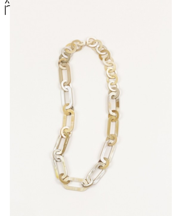 Collier anneaux épais ronds et ovales bords droits en corne blonde africaine