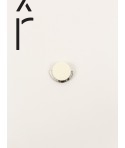 Couchant brooch in horn and ivory lacquer