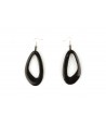 Off-centered earrings in plain black horn