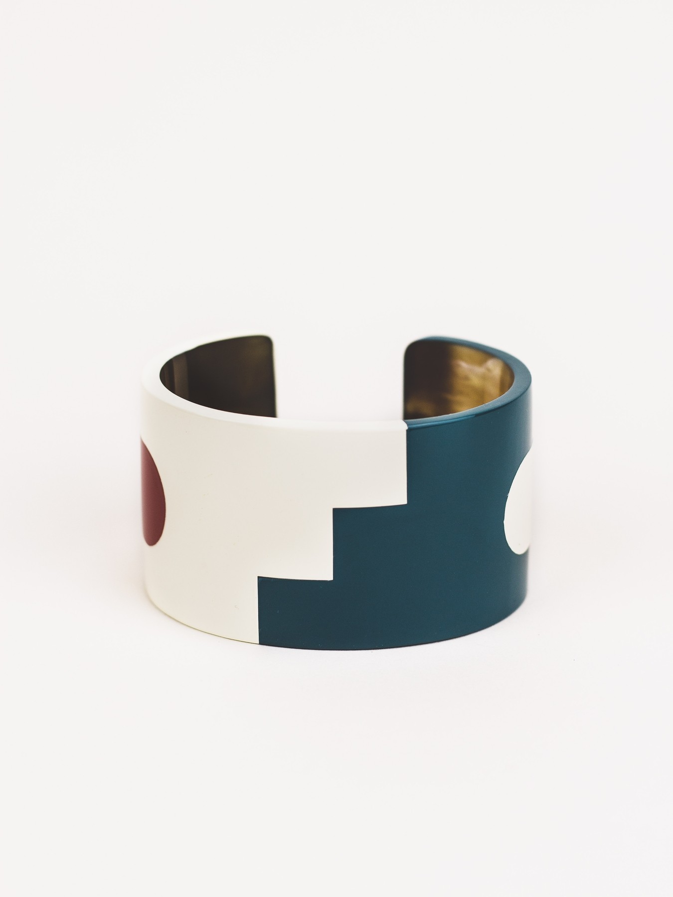 Zigzag cuff