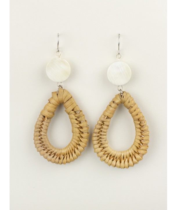 Natural rattan drop earrings and white horn pastilles
