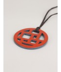 Pendentif damier bords libres laqué orange et tranche gris-bleu