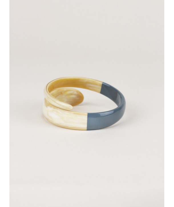 Gray-blue lacquered snake-shaped bracelet