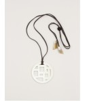 Pendentif damier bords libres laqué ivoire