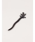 Lizard hairpin in blond horn