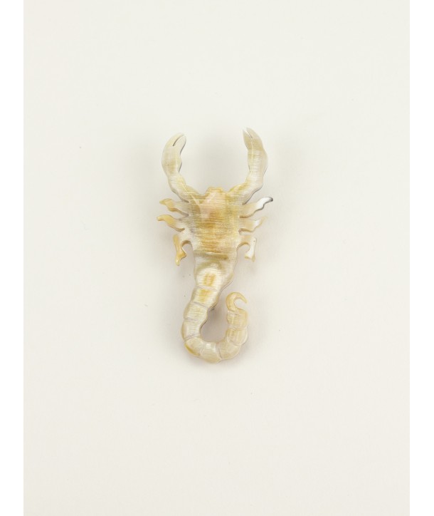 Scorpion brooch in blond horn
