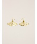 Boucles d'oreilles ginkgo en laiton plaqué or (à croche)