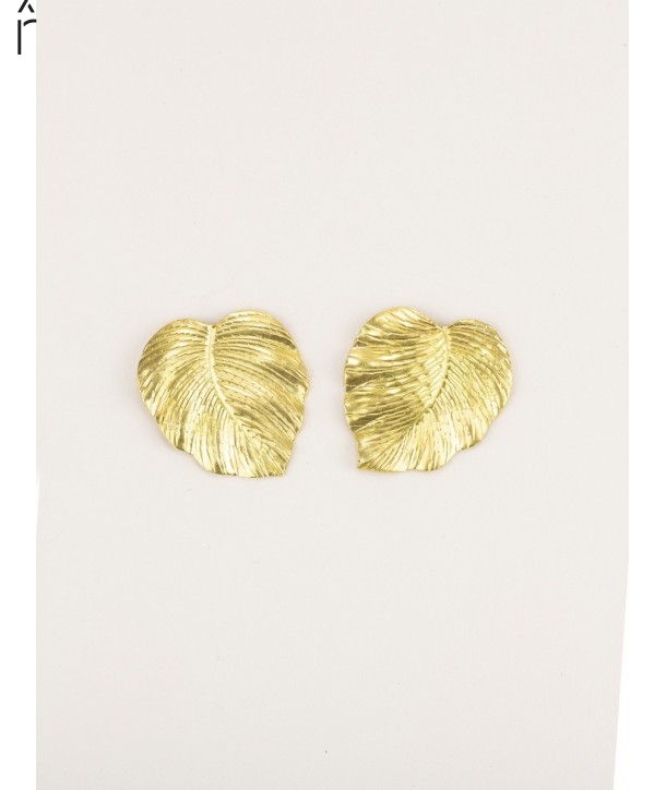 Monstera earrings in brass with ear posts