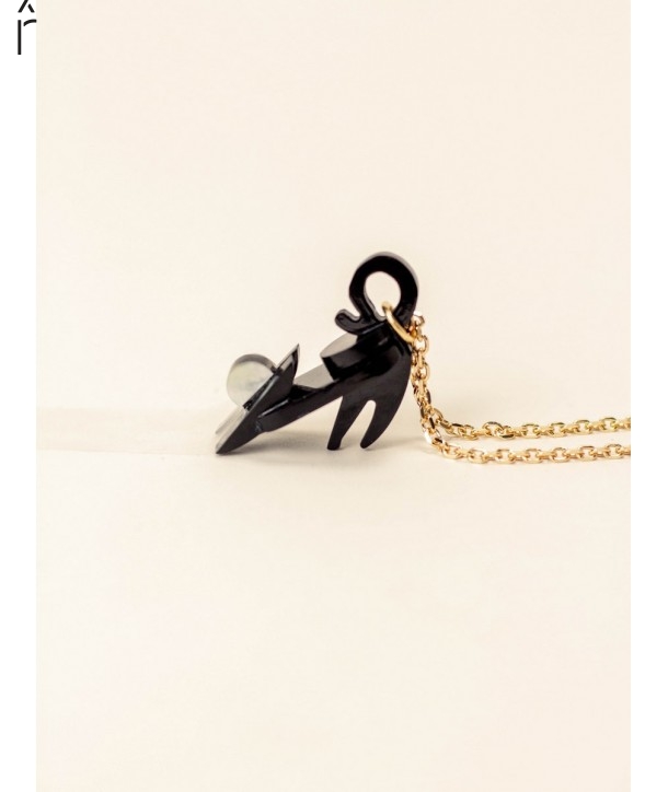 Pendentif Chat en corne noire et nacre