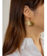 Boucles d'oreilles ginkgo en laiton plaqué or (à croche)