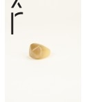 Radiant ring in blond horn