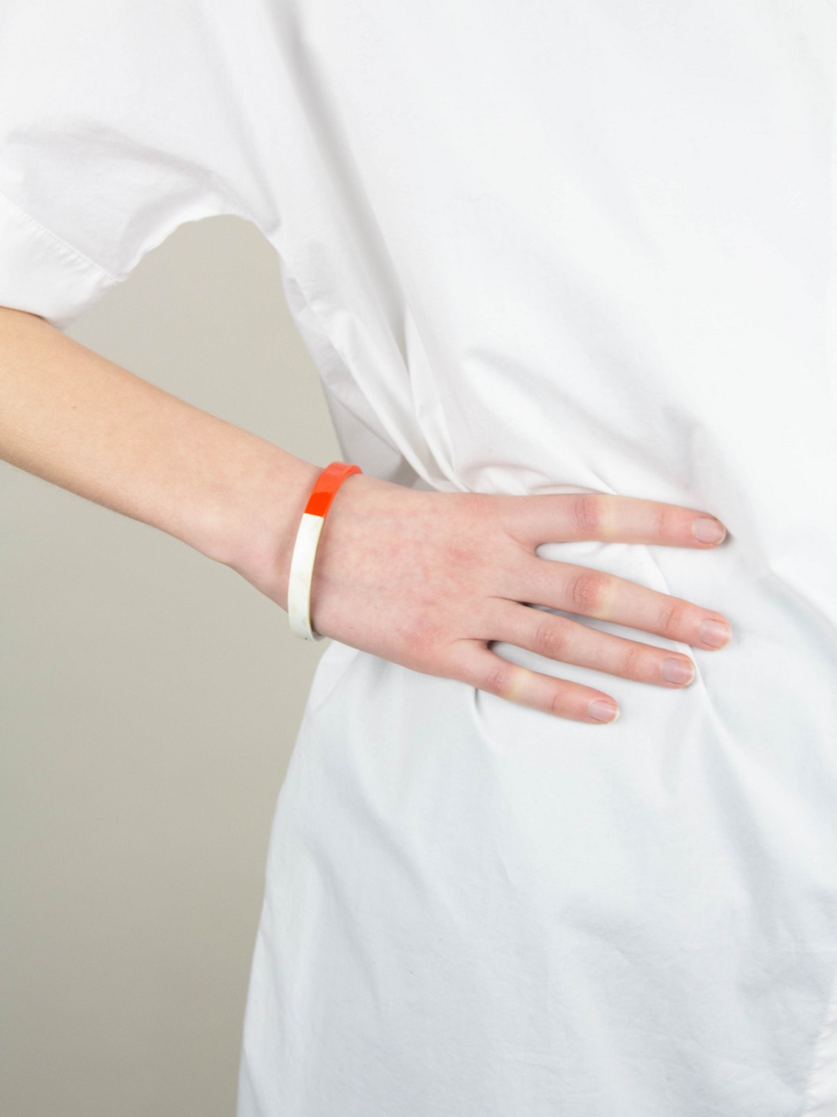 Flat bangle bracelet online