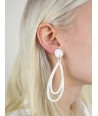 Double teardrop earrings in blond horn