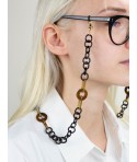 Figure glasses chain in blond horn