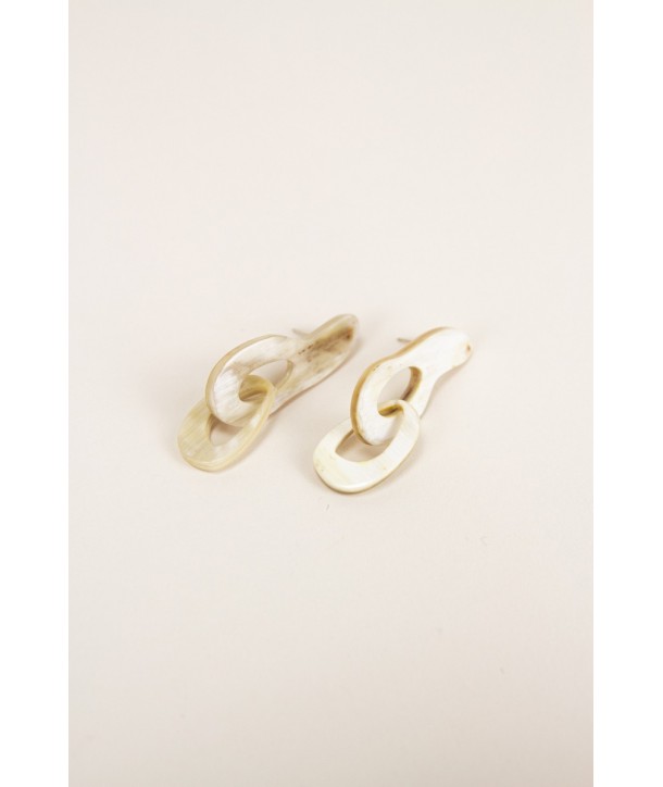 Blond horn Chaire earrings