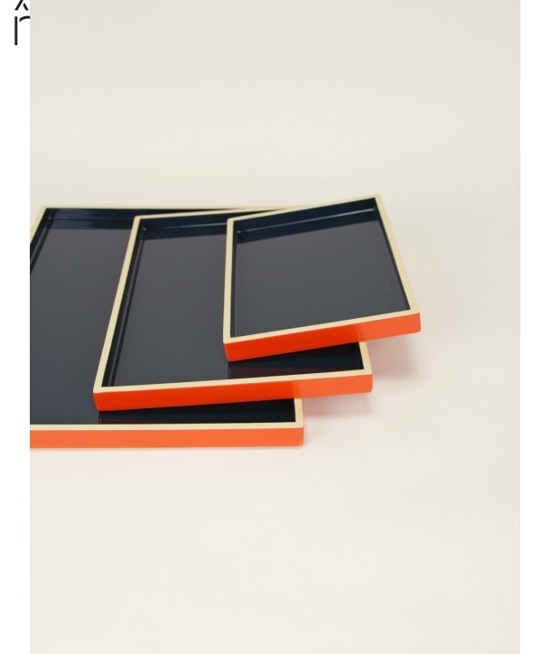 Set of 3 rectangular trays in dark blue, orange and sand lacquer