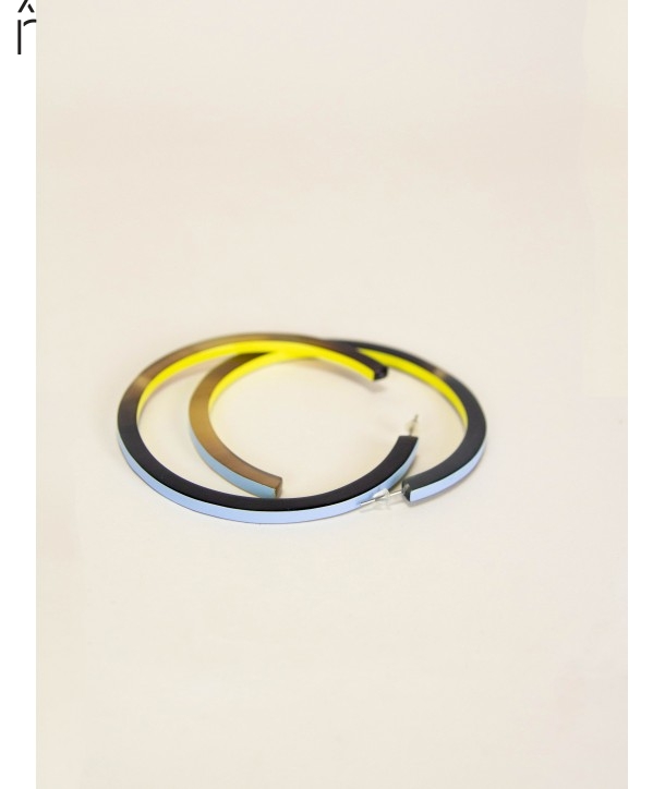 Boucles d'oreilles créoles grand anneau laqué jaune bleu et pastille sabot