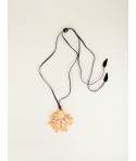 Pendentif grand corail en corne noire laque pche