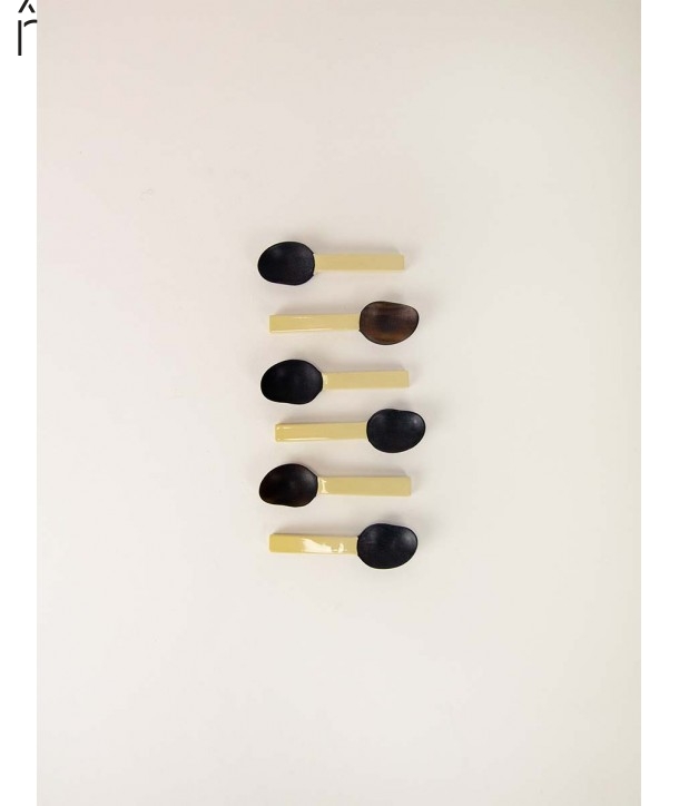 Set of 6 African black horn with yellow laquer caviar spoon
