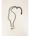 Levant" pendant in blond horn"