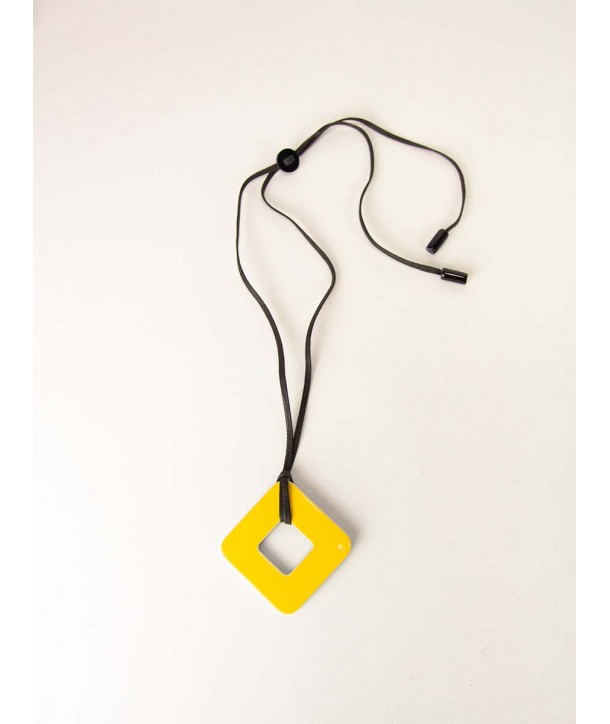 Square pendant with yellow and gray lacquer