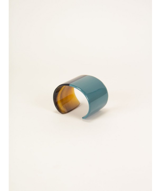 Gray-blue lacquered natural horn cuff