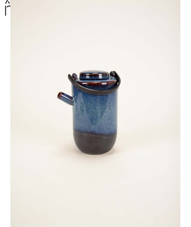 Théière Hoa Bien bleue en céramique - anse en laiton noir