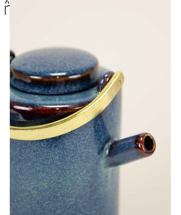 Hoa Bien blue ceramic teapot - brass handle