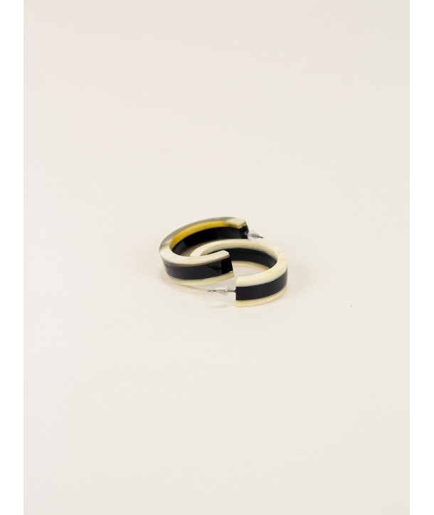 Bobine earrings in blond and black horn