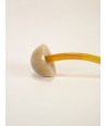 Hair pin with mushroom shape in blond horn