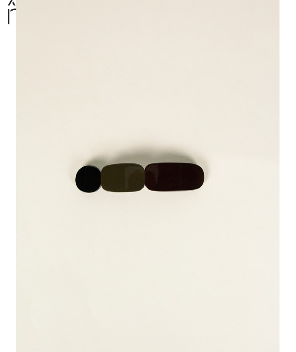 Black horn and khaki lacquer Totem barrette